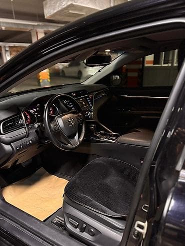 Toyota Camry: 2019 г., Автомат, Бензин, Седан — 6