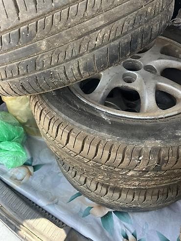 покрышка машины: Колеса в сборе 185 / 65 / R 14, Лето, Комплект, Легковые, Литые — 1