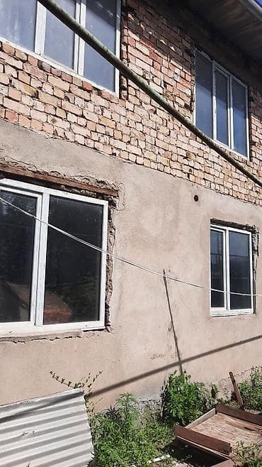 Продаю 2 дома на одном участке, район кож.завода,по ул.8 Марта, 2х