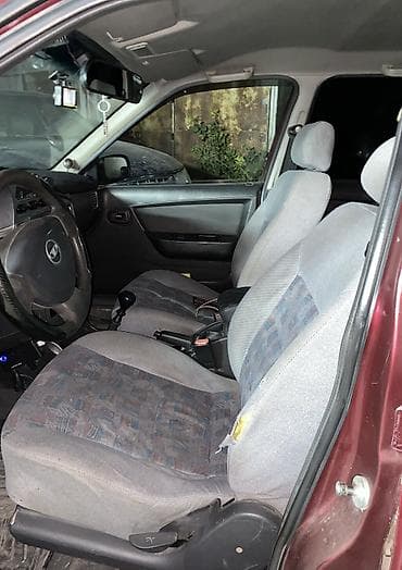 Продажа авто: Daewoo Nexia: 2010 г., 1.6 л, Механика, Бензин, Седан — 4