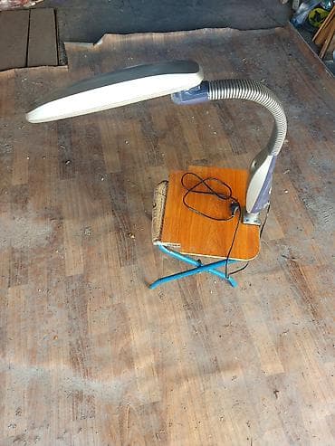 study lamp: Настольная лампа с гибкой гусиной шеей и широким продолговатым — 1
