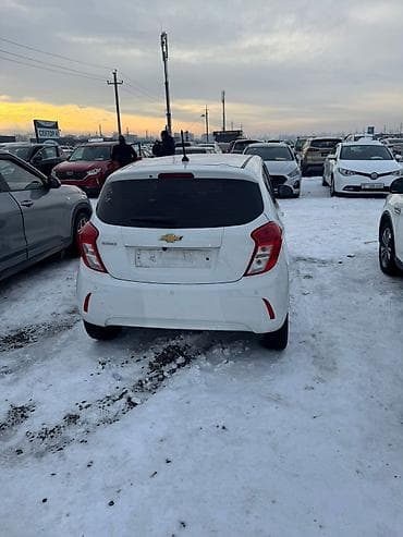 shevrolet camaro: Chevrolet Spark: 2019 г., 0.1 л, Автомат, Бензин, Хэтчбэк — 4