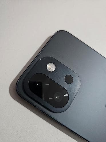 x max: OnePlus 13s, Б/у, 256 ГБ, цвет - Черный, 2 SIM — 4