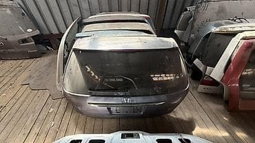 Крышка багажника Honda, Оригинал