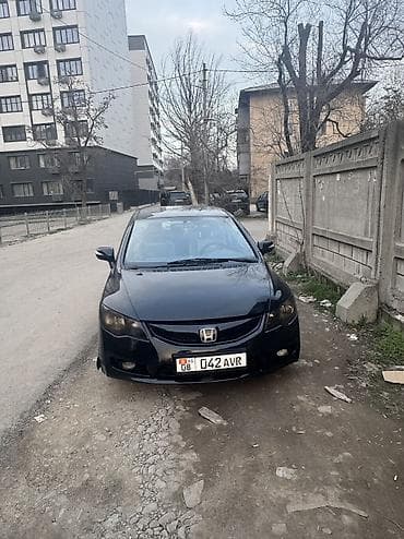 civic: Honda Civic: 2009 г., 1.3 л, Автомат, Бензин, Седан — 4