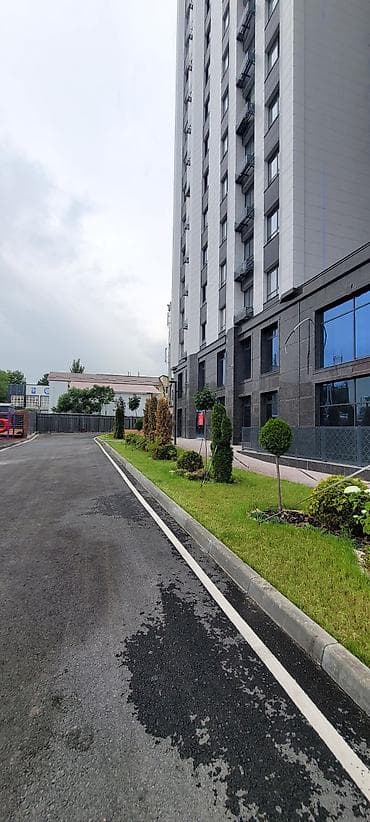 красный страитель: Сдан, 1 комната, 50 м² — 9