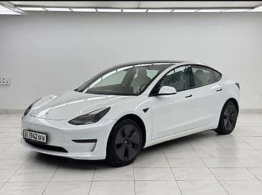 Tesla Model 3: 2021 г., Электромобиль, Седан