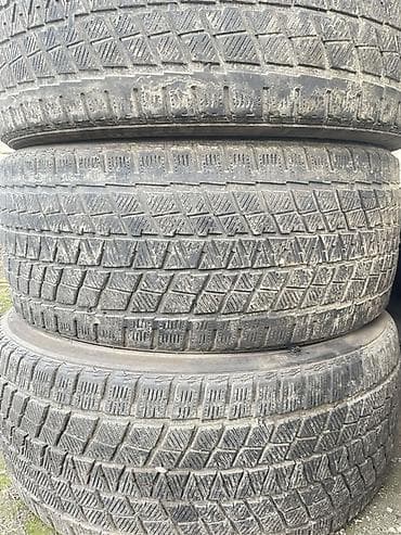 на тико: Зимние шины (без шипов), комплект из 4 шт. - Размер: 245/40 R19 - — 4