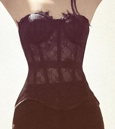 Пончо: Корсет-бюстье черный от dariia.ker - Силуэт: утягивающий, с акцентом — 1