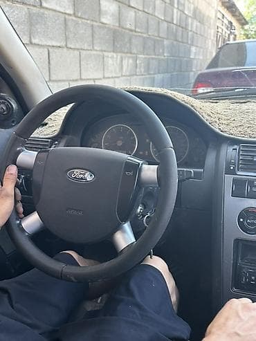 Ford Mondeo: 2003 г., 1.8 л, Механика, Бензин, Седан — 7