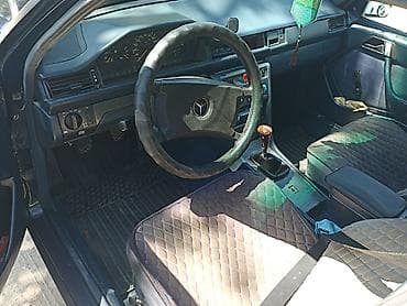 дерево на 124: Mercedes-Benz W124: 1989 г., 2 л, Механика, Бензин, Седан — 5