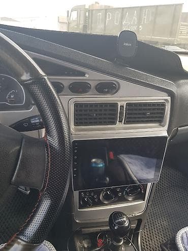 Продажа авто: Легковой автомобиль седан, черный цвет, 4 двери. Особенности и — 7