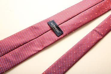 Аксессуарлар: Продаю галстук Lu Cenzzo.
Микрофибра — 3