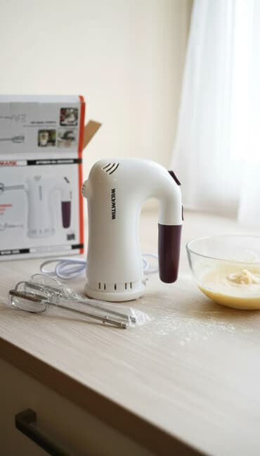 Миксер электрический хорошего качества, новый, в упаковке