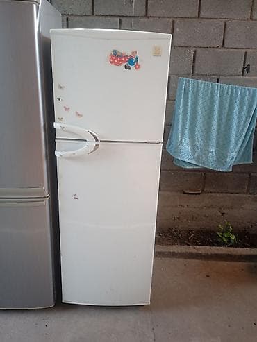 компь: Муздаткыч Daewoo, Колдонулган, Эки камералуу, Total no frost, 54 * 160 * 44 — 1