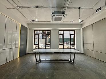 Аренда офисов, 280 м², В жилом комплексе, С оборудованием, С отдельной кухней, С отдельным входом