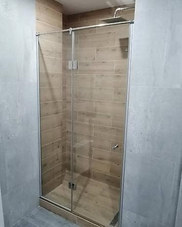 ужас: Прямая душевая перегородка в нишу в основном заказывается с фурнитурой — 5