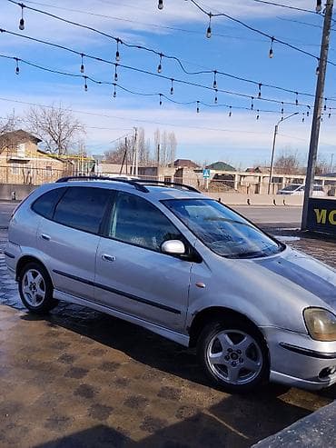 santa fe 2008: Nissan Almera Tino: 2001 г., 2 л, Автомат, Бензин, Минивэн — 2
