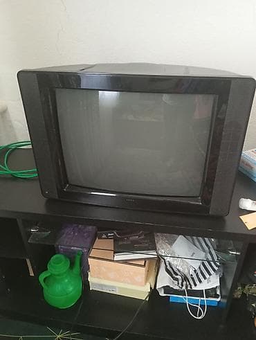 диски с играми: Телевизор с кинескопом + тумба под ТВ - Телевизор формата CRT — 2