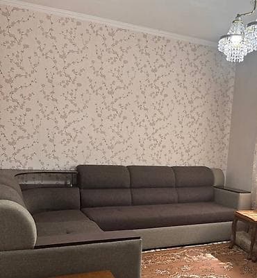 Угловой диван с широкой оттоманкой - Конфигурация: Г-образный, левая