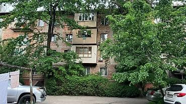 юг 2 мкр: 3 комнаты, 58 м², Индивидуалка, 2 этаж, Старый ремонт — 1