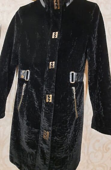 хs: Продаю деми Каракуль. Причина разгрузка гардероба. Размер подойдёт на — 1