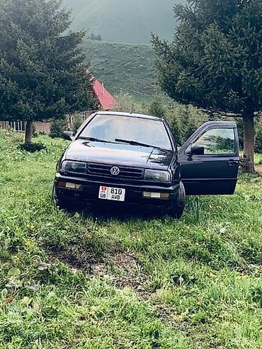 launch pro elite: Volkswagen Vento: 1995 г., 1.8 л, Механика, Бензин, Седан — 3