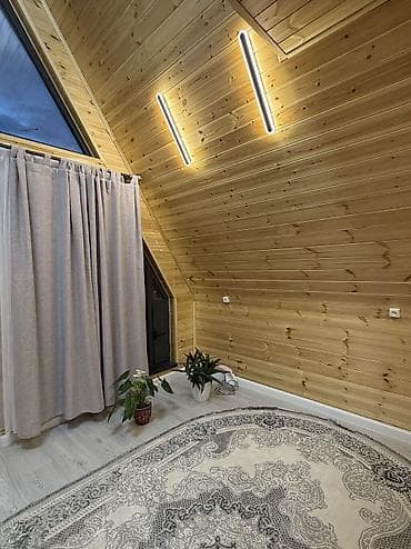 стол для парикмахера: Гостиница a-frame день ночь сутки в г Каракол ! Чисто и Уютно,свежий — 6