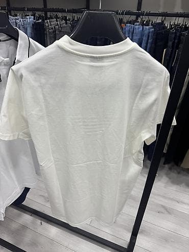 under armaur: Мужская футболка, S, M, L, Emporio Armani, Новый, цвет - Белый, Самовывоз — 3