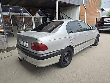 k3 2020: Toyota Avensis: 1998 г., 1.8 л, Автомат, Бензин, Седан — 8