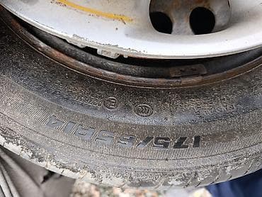 Колеса в сборе 175 / 65 / R 14, Лето, Б/у, Комплект, Железные, отверстий - 4