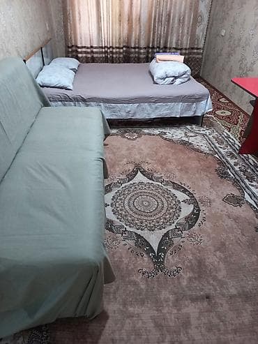 одна комната: Уютная меблированная комната для проживания. Состав и удобства: - — 1