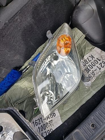Передняя правая фара Toyota 2002 г., Б/у, Оригинал, Япония