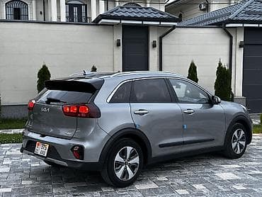 Kia: Kia Niro: 2021 г., 1.8 л, Вариатор, Гибрид, Хэтчбэк — 5