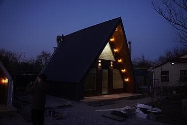 драгоценный камень: A-frame дом с панорамным остеклением. Строим А Фрейм | Барнхаус | — 5