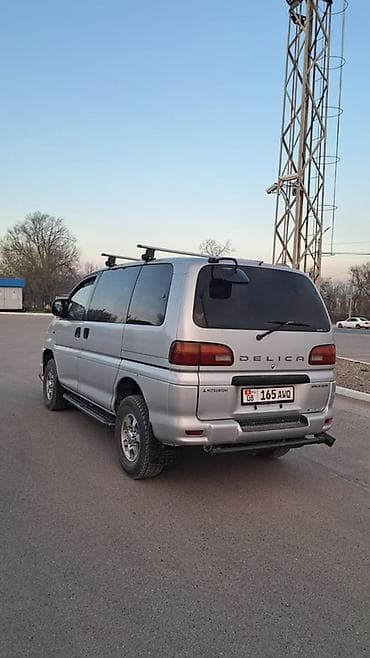tesla kg: Mitsubishi Delica: 2002 г., 2.8 л, Автомат, Дизель, Минивэн — 5