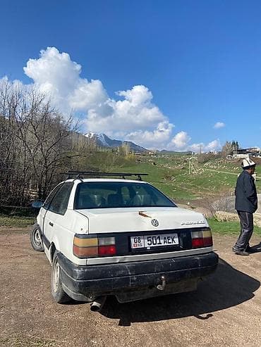 опел омега б: Volkswagen Passat: 1989 г., Седан — 5