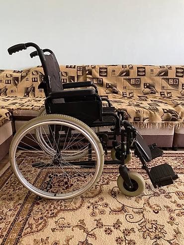 Медицинская мебель: Инвалидная коляска б/у но в хорошем состоянии т.к. пользовались — 3