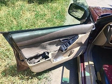 subaru 2000: Subaru Outback: 2000 г., 2.5 л, Автомат, Газ — 6