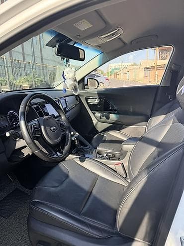 e star: Kia Niro: 2018 г., 1.6 л, Робот, Гибрид, Кроссовер — 3