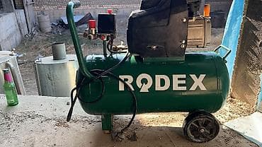 аккумуляторный компрессор: Компрессор Электрический, Поршневой — 1