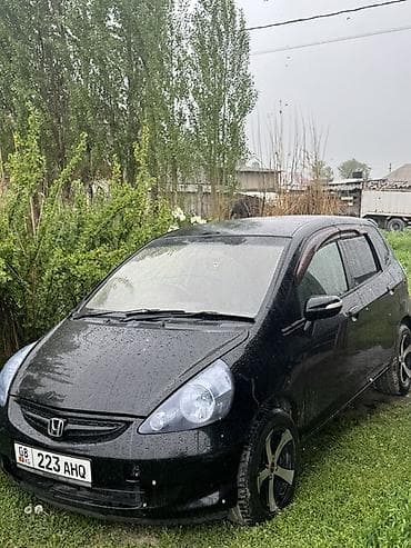Продажа авто: Honda Fit: 2004 г., 1.5 л, Вариатор, Бензин, Хэтчбэк — 1