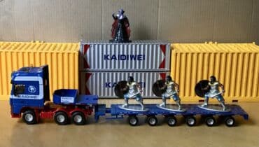 игрушечные модели машин: Машинки в гараже на столе! ! JAPAN IMPORT Легенды Японии -АЕ86 — 27