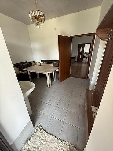 Кыймылсыз мүлк: 250 м², 6 бөлмө, Жылытылган, Кондиционер, Унаа токтотуучу жай — 4