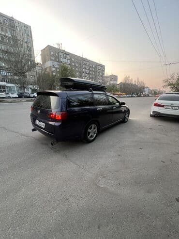 лотку: Honda Accord: 2004 г., 2.4 л, Автомат, Бензин, Универсал — 5