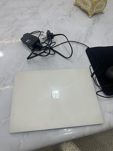 Ноутбук Microsoft Surface Laptop (серия с тканевым покрытием at lalafo.kg Ноутбук Microsoft Surface Laptop (серия с тканевым покрытием