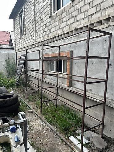 Готовый полка из уголка Высота 2м Длина 5 м Глубина 50см