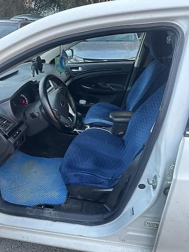 tesla model 3: BYD L3: 2019 г., Механика, Электромобиль, Седан — 3