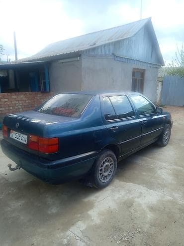 vw: Volkswagen Vento: 1994 г., 1.8 л, Ручные, Бензин, Седан — 4