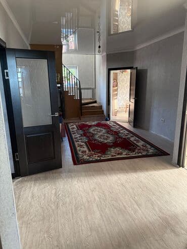 уютный дом бишкек: Дом, 215 м², 7 комнат, Собственник — 16